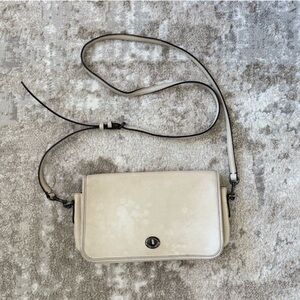 Elegant Cream Shoulder Bag